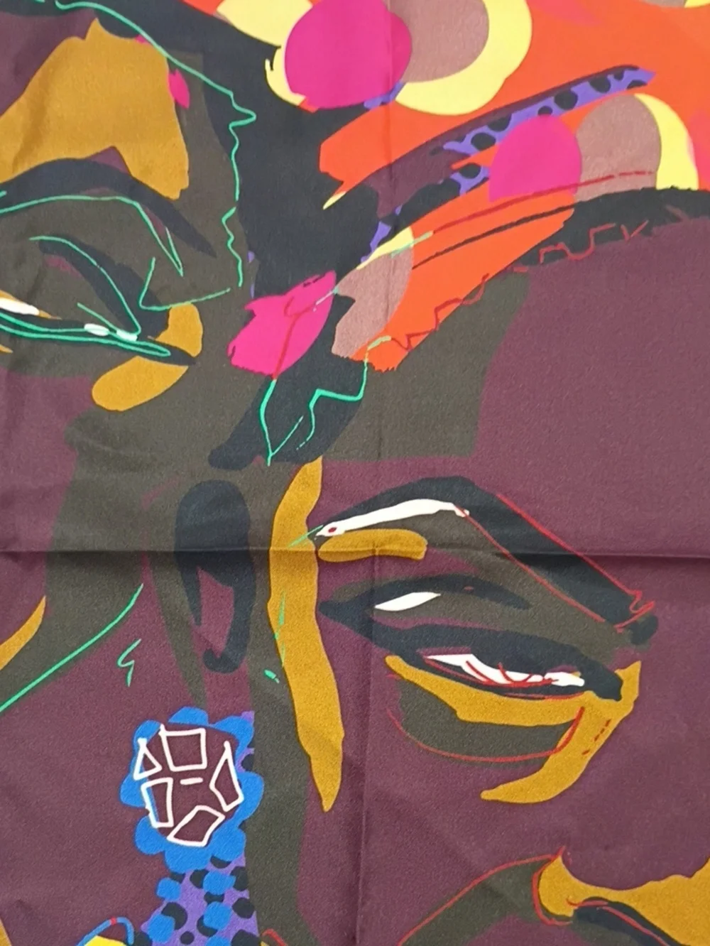 ❤️Vintage SAKS FIFTH AVENUE SFA Luxurious Silk Italy Op Art Scarf 22x21